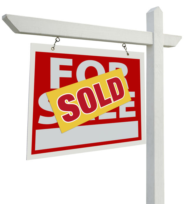 "sold" real estate sign